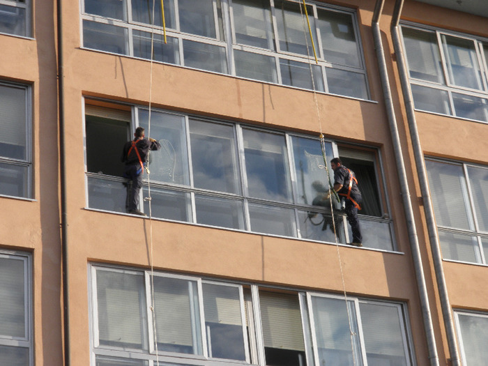 limpieza ventanas a gran altura azuqueca de henares